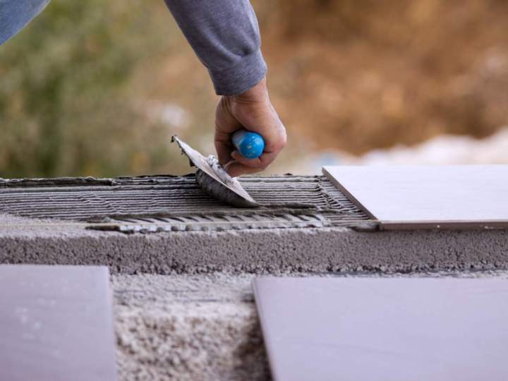 Nos artisans maçons sont à votre service pour réaliser des petits travaux de rénovation.